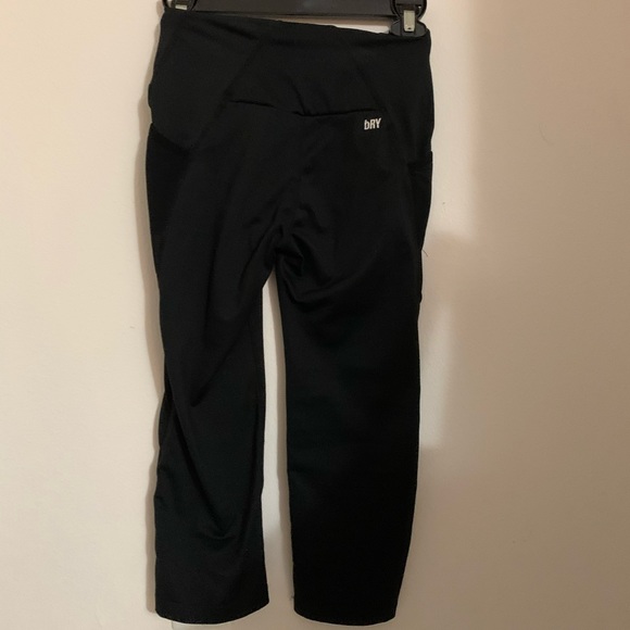 Gymshark Capri leggings - Picture 3 of 6